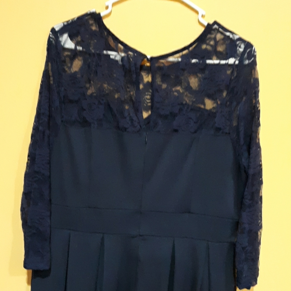 Beautiful blue dress with lace - Picture 5 of 5